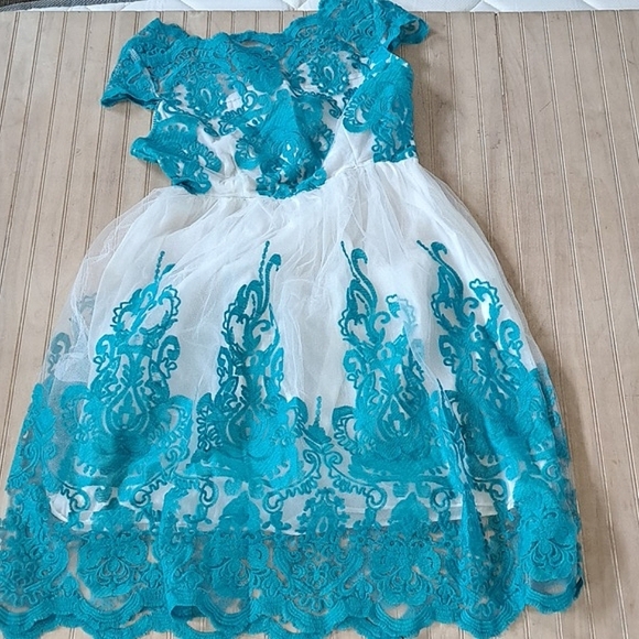 Formal Elegant Teal White Embroidered Tulla Lace Festive Mid Length Dress. - Picture 1 of 9